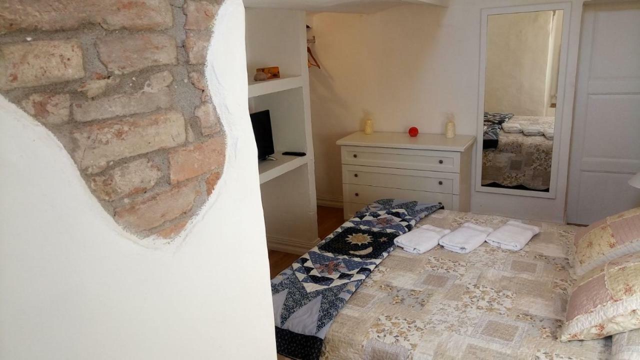 Ai Barutoli Apartment Perugia Ngoại thất bức ảnh