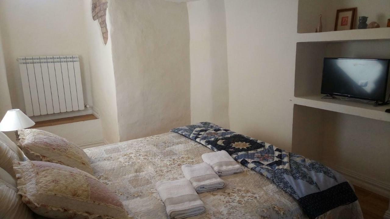 Ai Barutoli Apartment Perugia Ngoại thất bức ảnh