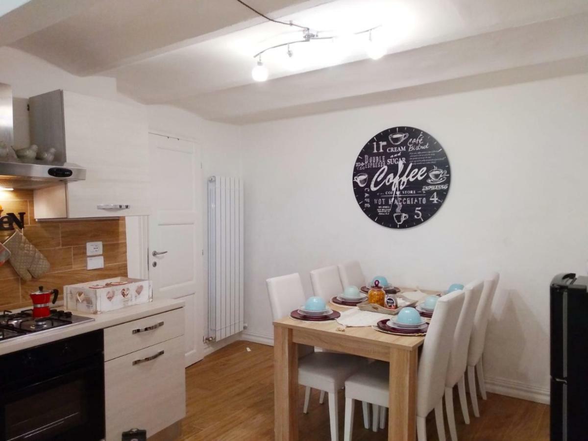 Ai Barutoli Apartment Perugia Ngoại thất bức ảnh