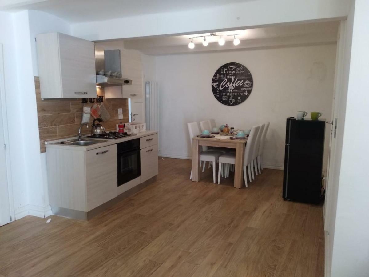 Ai Barutoli Apartment Perugia Ngoại thất bức ảnh
